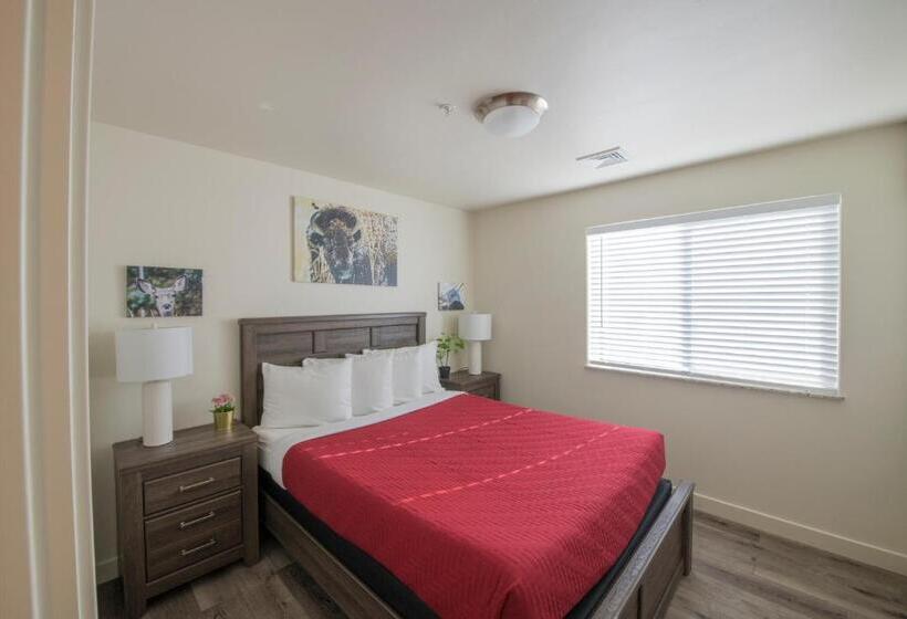 آپارتمان 1 خوابه همکف, Moab Redcliff Condos