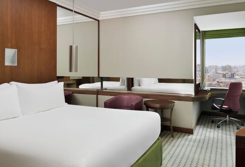 Президентский Люкс, Crowne Plaza Hotel Riyadh Minhal, An Ihg