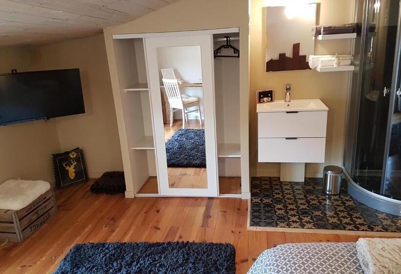 Номер Стандарт, A La Maison De Sophie