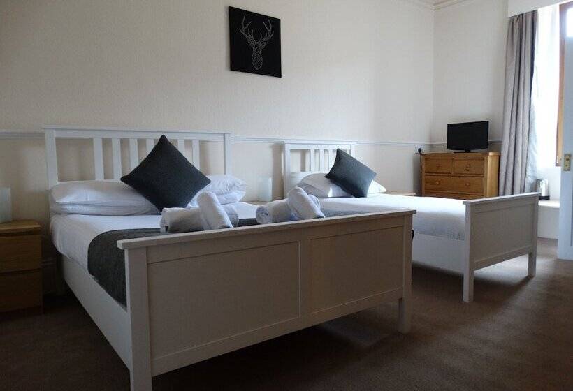 Семейный Номер, Kilchoan House