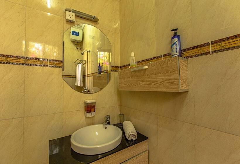 싱글 디럭스 룸, The Lahe Hotels