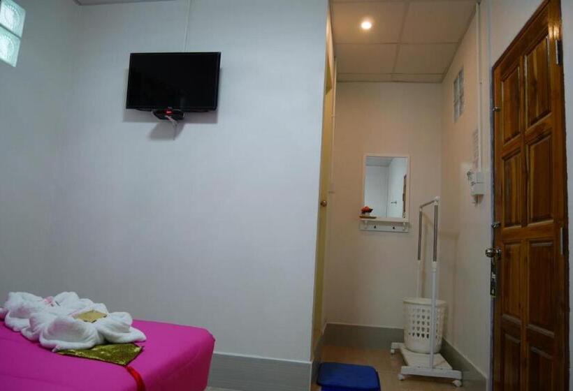 Номер Стандарт, Nawee Guesthouse Sairee