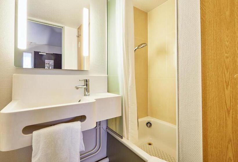 اتاق استاندارد چهار تخته, B&b Hotel Caen Sud