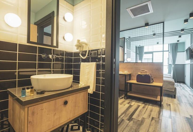 Номер Стандарт Трехместный, City Life Demir