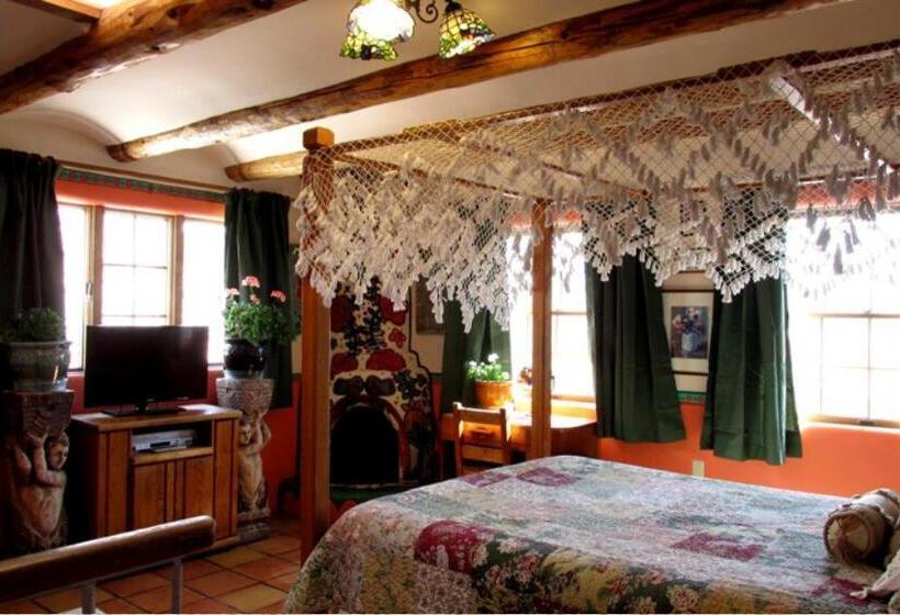 Номер Стандарт с Гидромассажем, La Dona Luz Inn An Historic B&b