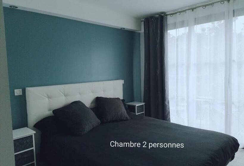 اتاق استاندارد با چشم‌انداز باغ, Chambres D'hotes Grace