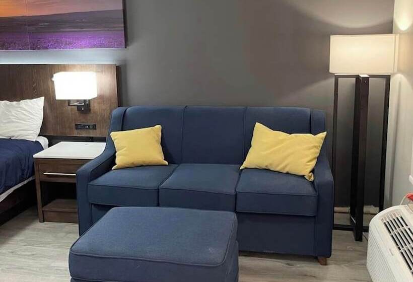 Люкс Повышенной Комфортности, Luxor Inn & Suites, A Travelodge By Wyndham