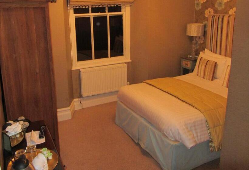 Номер Стандарт, Monties Guest House   Adults Only