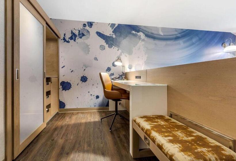 Номер Superior, Cambria Hotel Milwaukee Downtown