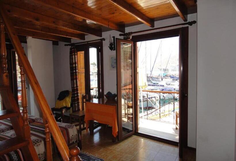 Семейные Апартаменты, Captain's Suites