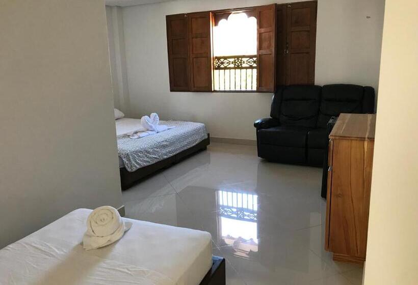 家庭间, Bahia Guatape