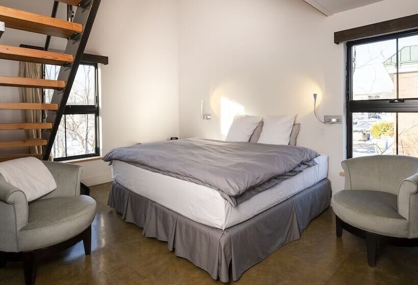 Семейный Номер, Auberge Sutton Brouerie