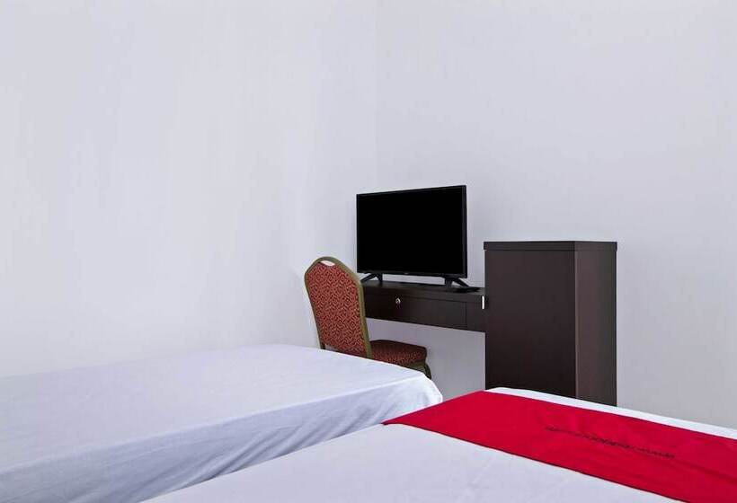 Номер Стандарт, Reddoorz Plus Near Plaza Indonesia