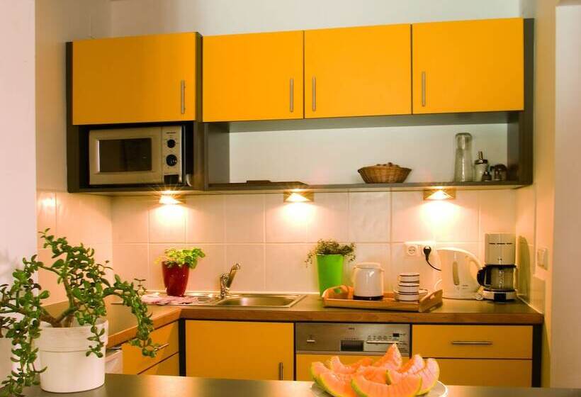 Люкс Повышенной Комфортности, All Suite Hotel Garni Leithner