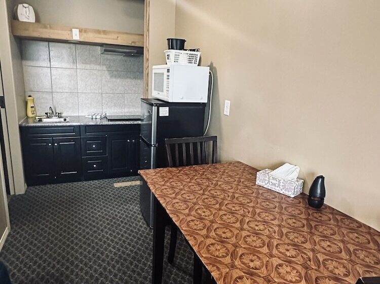 Номер Стандарт, Voyageur Motel