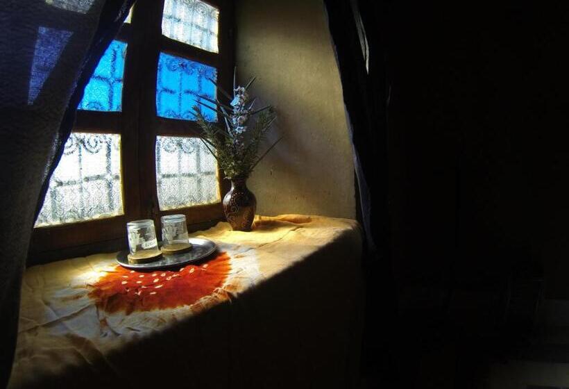 اتاق استاندارد سه نفره, Kasbah 123 Soleil