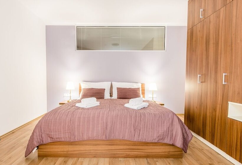 آپارتمان لوکس 1 خوابه, Apart Hotel Virgo