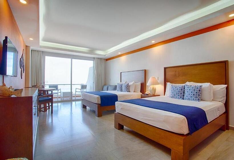 Suite Havudsigt, The Paramar Beachfront Boutique Hotel With Breakfast Included   Downtown Malecon