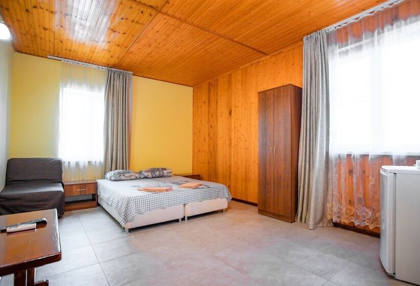 Семейный Номер, Guest House Apelsin