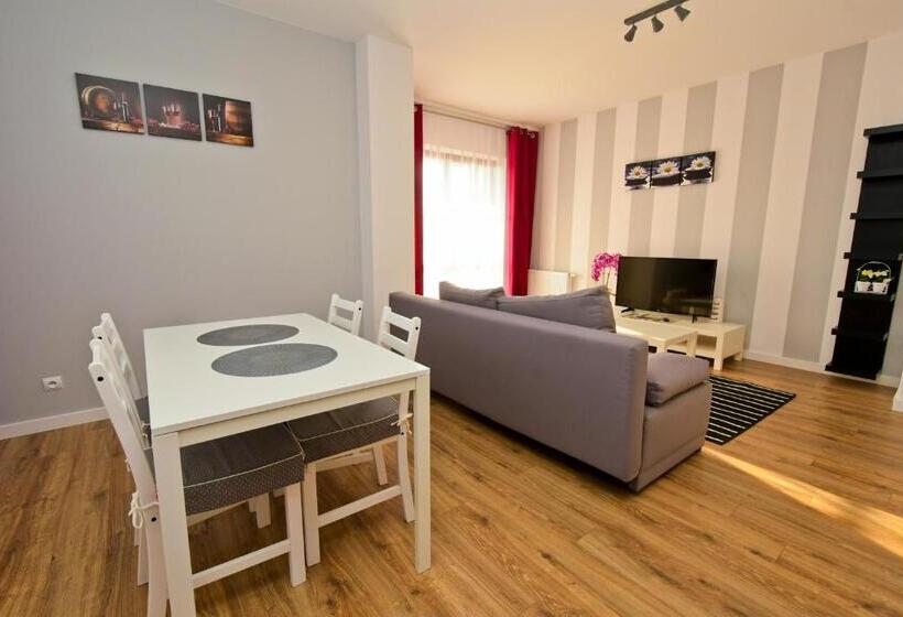 דירה בת חדר שינה 1 עם מרפסת, Poduszka Apartamenty Zdrojowe