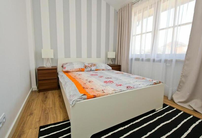 带1个卧室的带阳台的公寓, Poduszka Apartamenty Zdrojowe