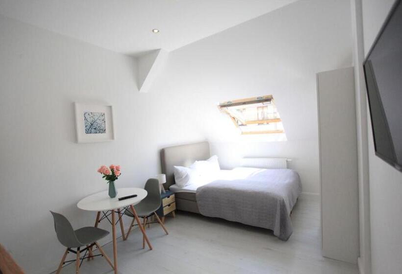 标准工作室, Zollikof Aparts   Sauna & Studioapartments