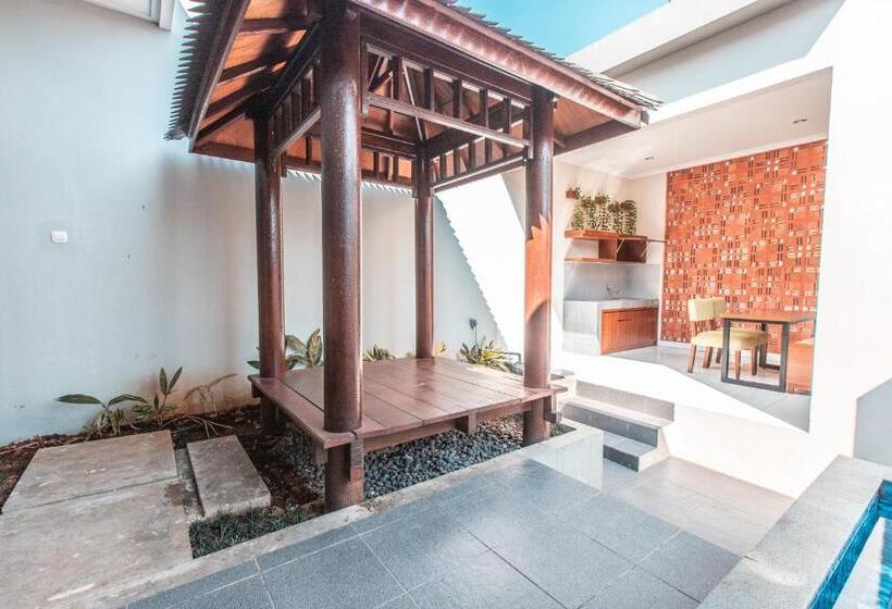 Suite Familiar, Collection O 9 Villa Ubud Anyer