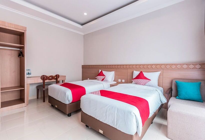 Quarto deluxe, Collection O 9 Villa Ubud Anyer