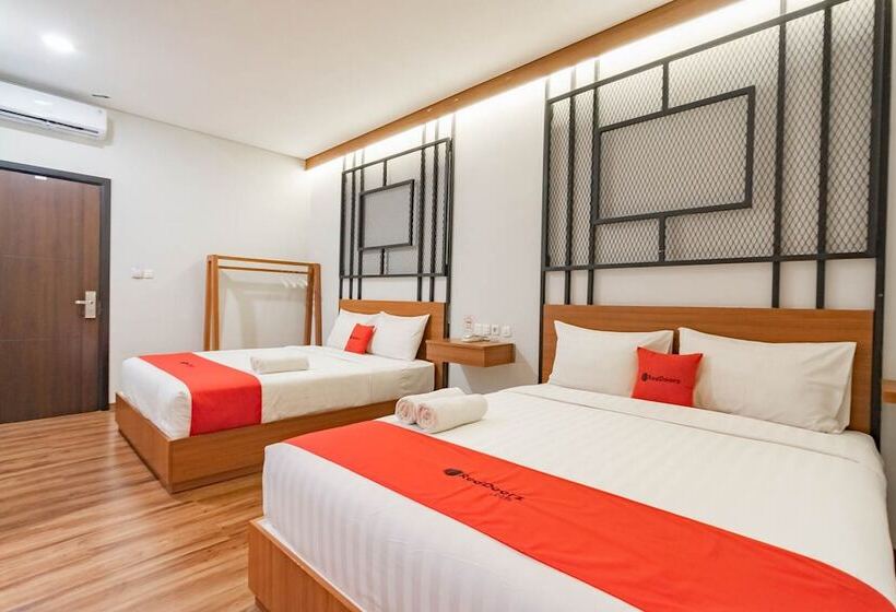 家庭间, Reddoorz Plus @ Doorman Guest House