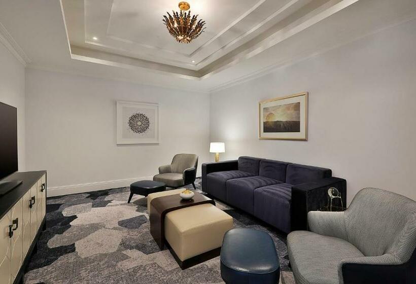 شقة 4 غرف, The St. Regis Amman