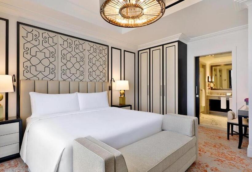 جناح سرير كينج, The St. Regis Amman