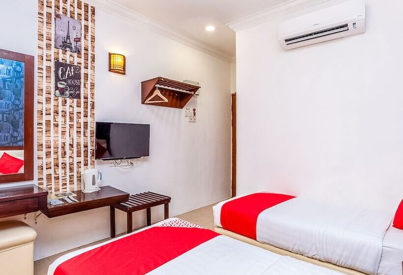 Номер Deluxe, Neo Pegasus Hotel By Oyo Rooms