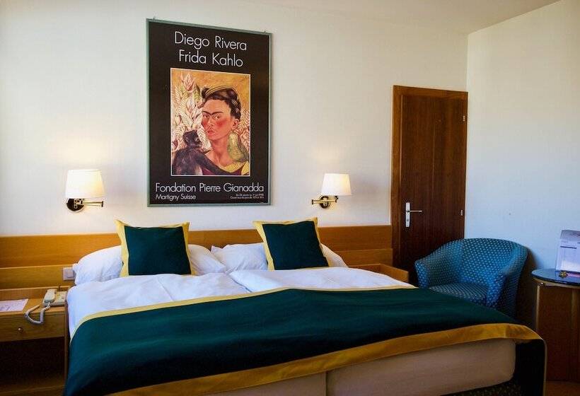 Номер Стандарт Трехместный, Hôtel Du Rhône