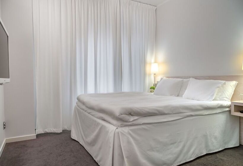 Superior Junior Suite, Riverton