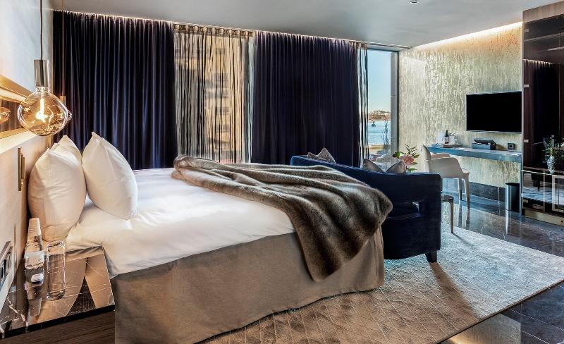 Deluxe Junior Suite, Riverton