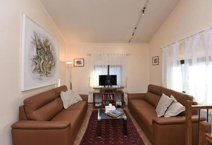 Вилла 2 Спальни, Agriturismo Vinci