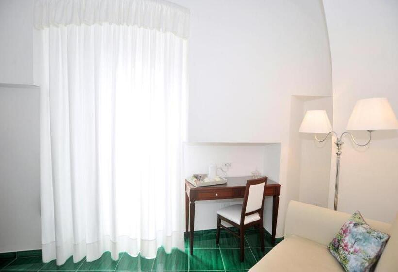 Люкс Кровать Кинг, Core Amalfitano City Suites