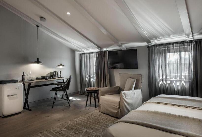 Номер Superior, San Canzian Hotel & Residences   Small Luxury Hotels Of The World