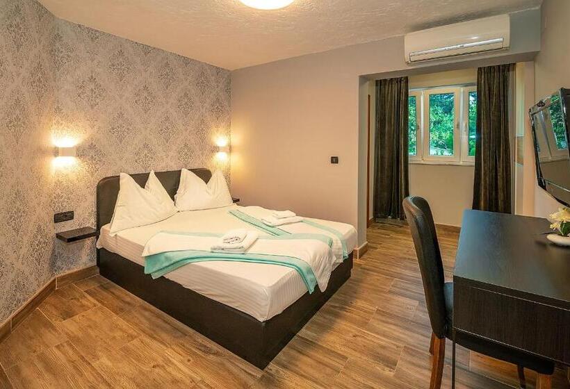 Quarto Deluxe, Bed & Breakfast Villa Terezija