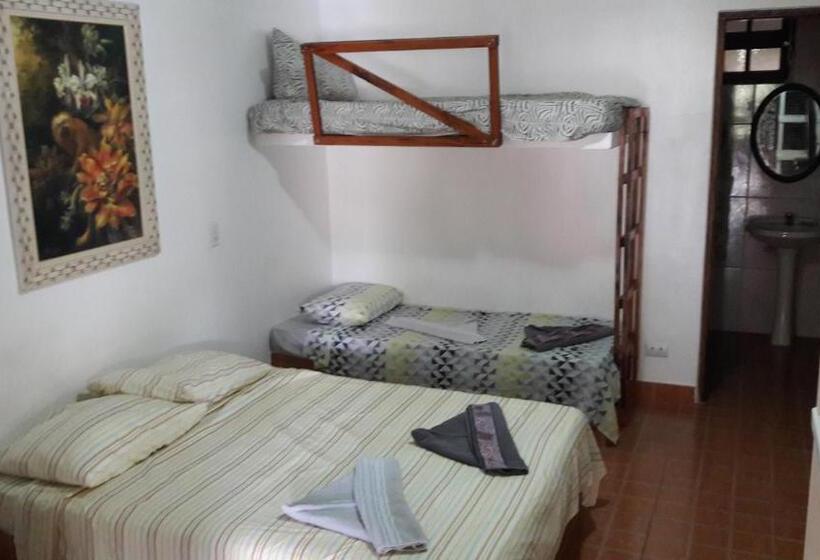 4인용 스탠다드 룸, Pousada Na Praia Ubatuba