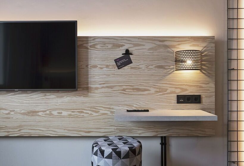 اتاق استاندارد, Moxy Frankfurt Airport Kelsterbach