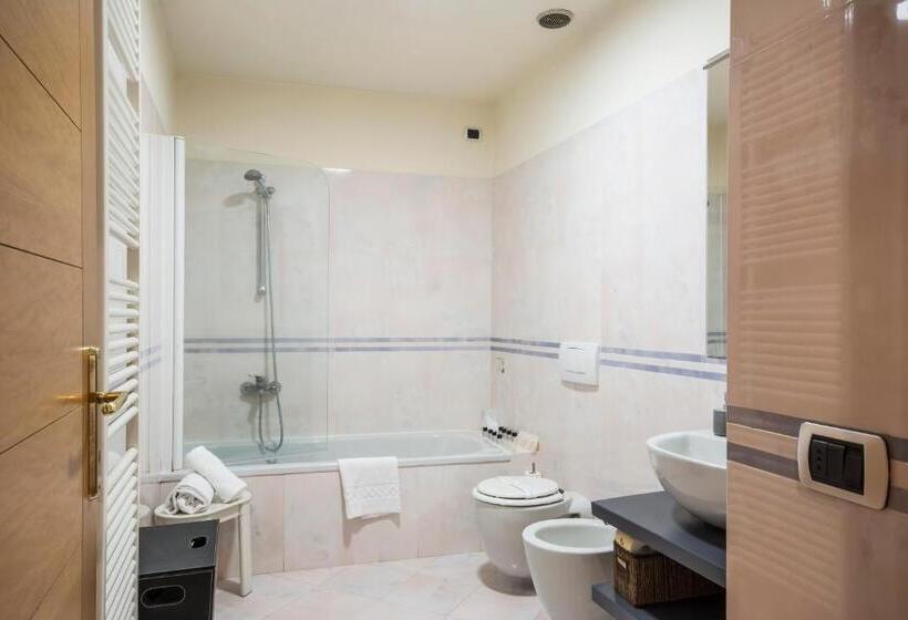 اتاق لوکس, Piazza Paradiso Accommodation