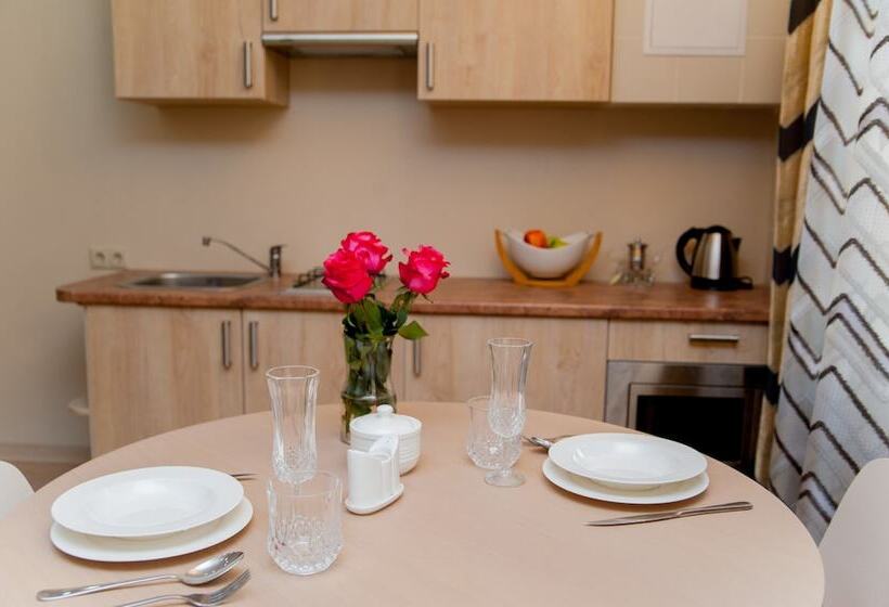 Апартаменты 1 Спальня, Modern History Apartments