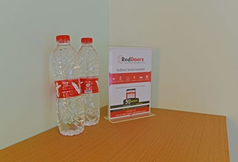 Номер Стандарт, Reddoorz Plus @ Mahendradatta Denpasar