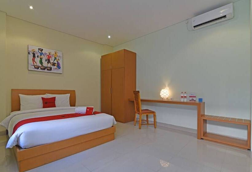 Номер Economy, Reddoorz Plus @ Mahendradatta Denpasar