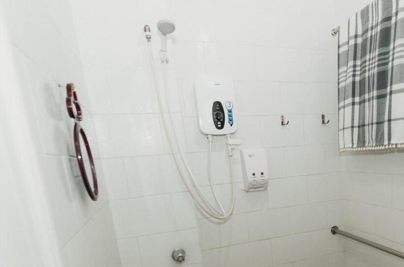 스탠다드 룸 공동 욕실, Kingswick Residences & Lodge