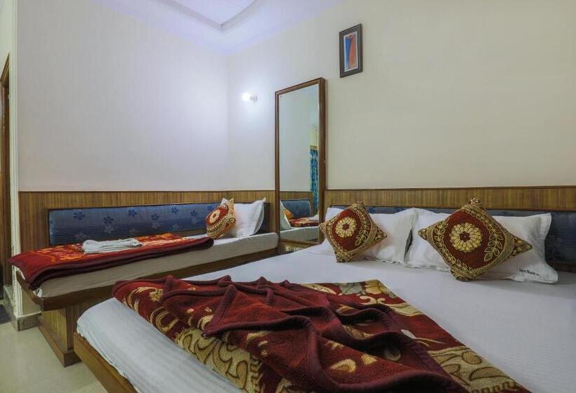 اتاق ساده سه‌ نفره, Sweet Home Dx I Nearby New Delhi Railway Station