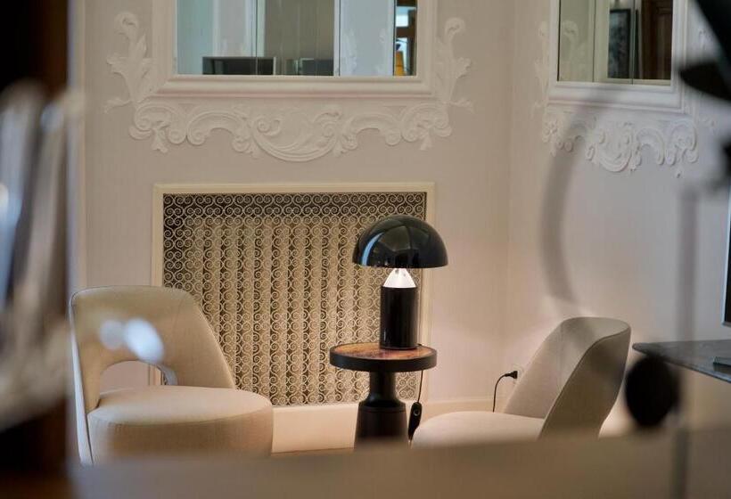 سوییت لوکس, La Fiermontina Palazzo Bozzi Corso