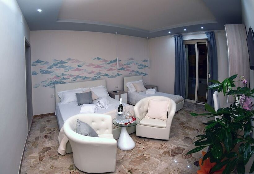 豪华三人间, Dei Del Mare Extra Luxury