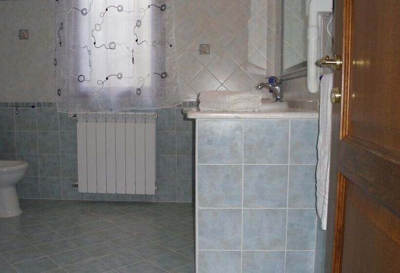 اتاق استاندارد, B&b La Collina